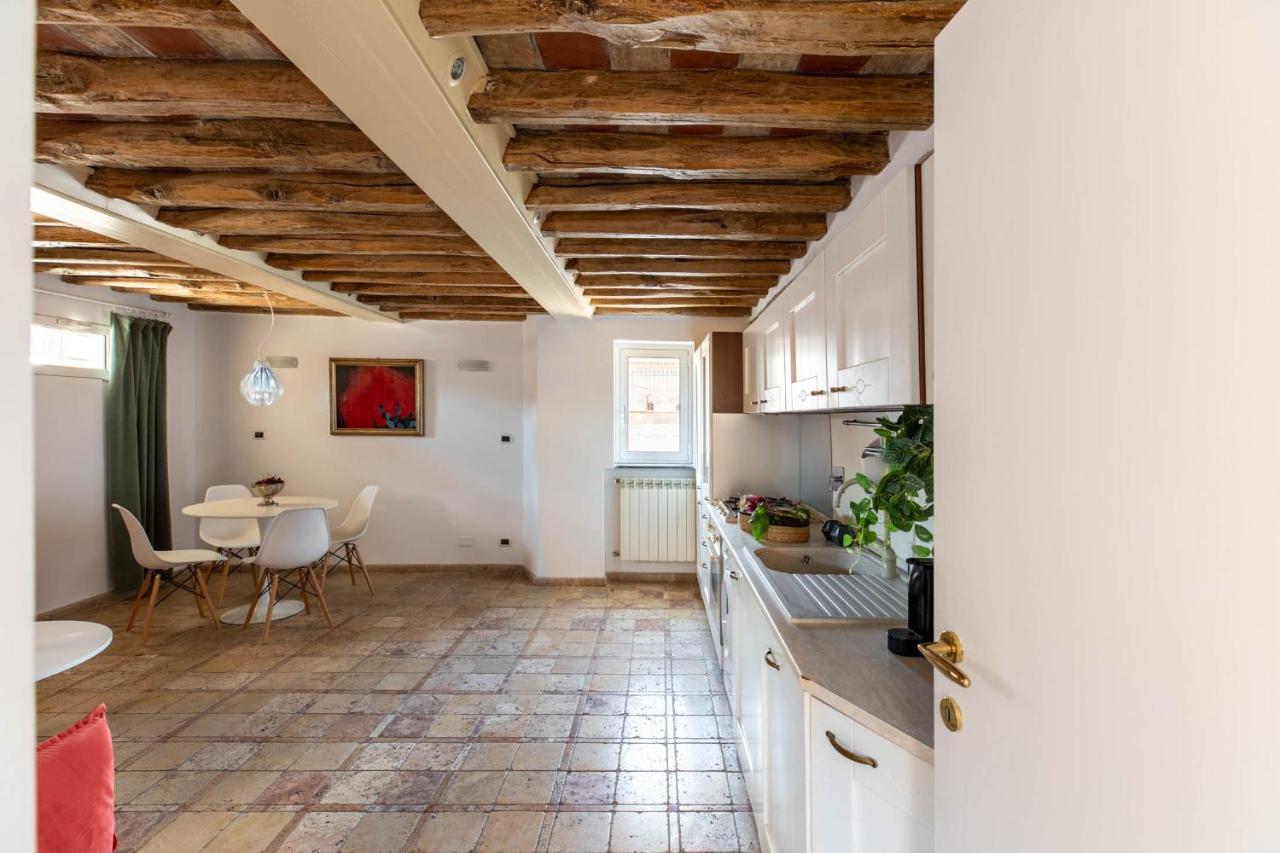 Iflat Penthouse In Campo De' Fiori Apartment Rome Exterior photo